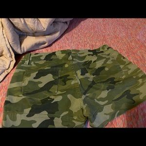 No boundaries shorts size 15 camo